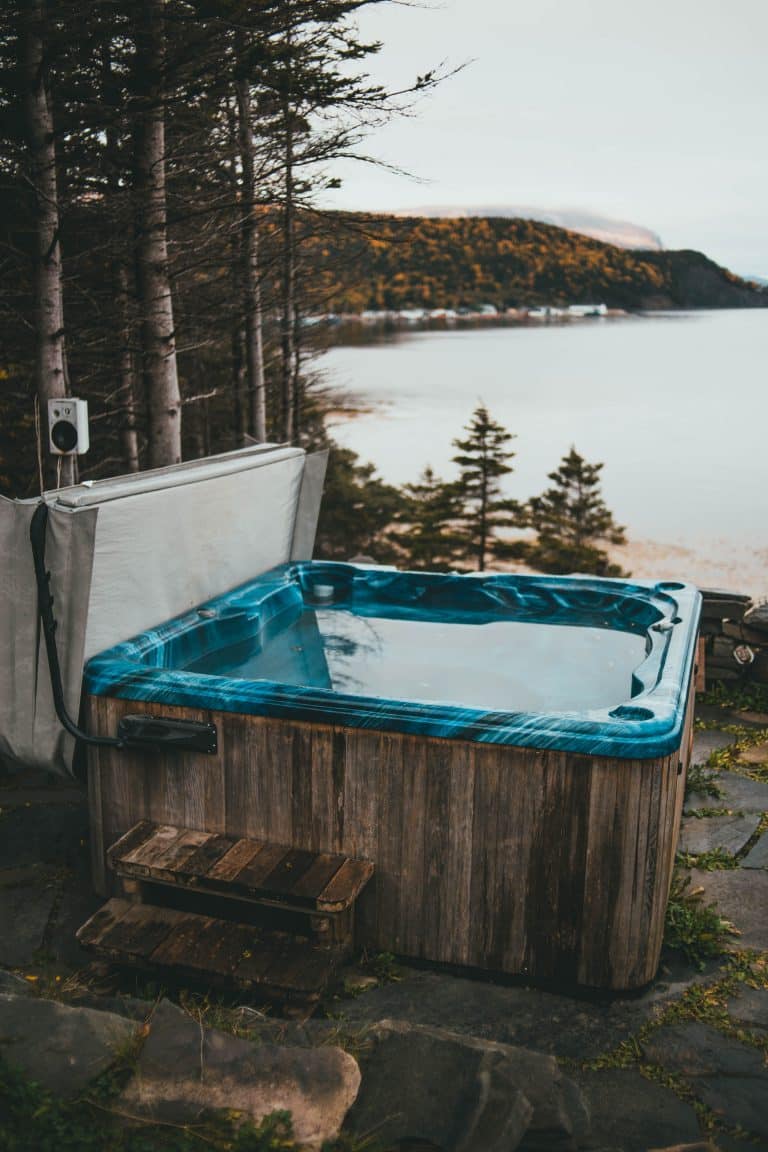 Spa gonflable : avantages, limites et entretien au quotidien